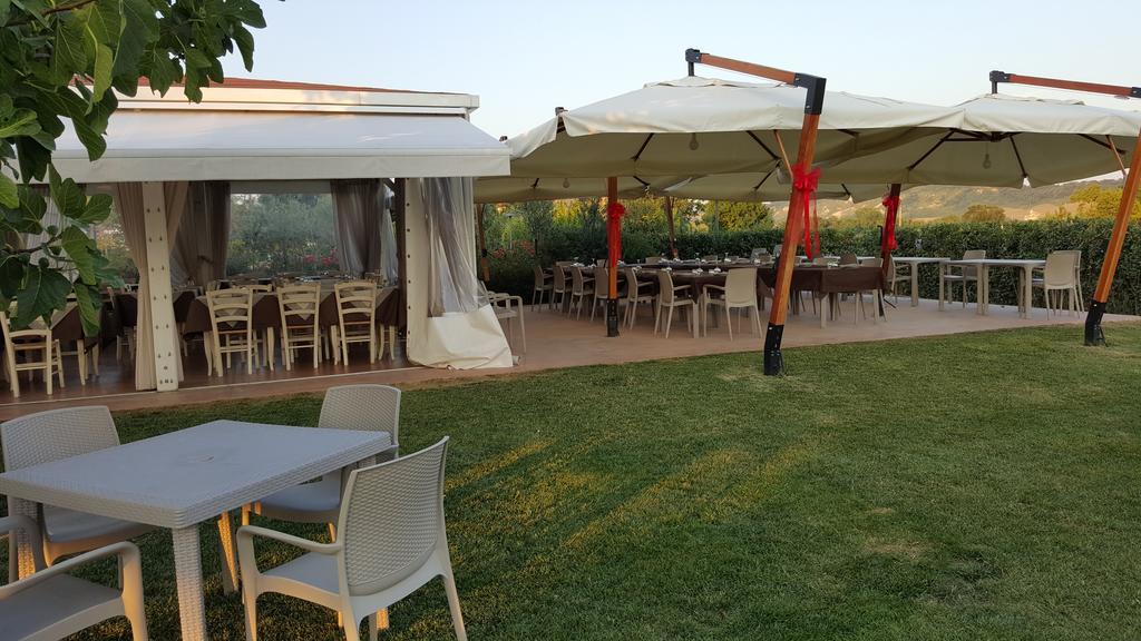 Lucrezia Locanda Borgognina מראה חיצוני תמונה